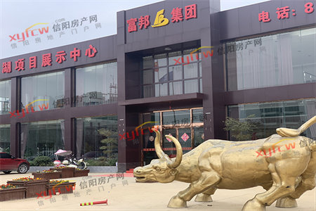 华龙西苑2室2厅1卫65万84m2简单装修出售